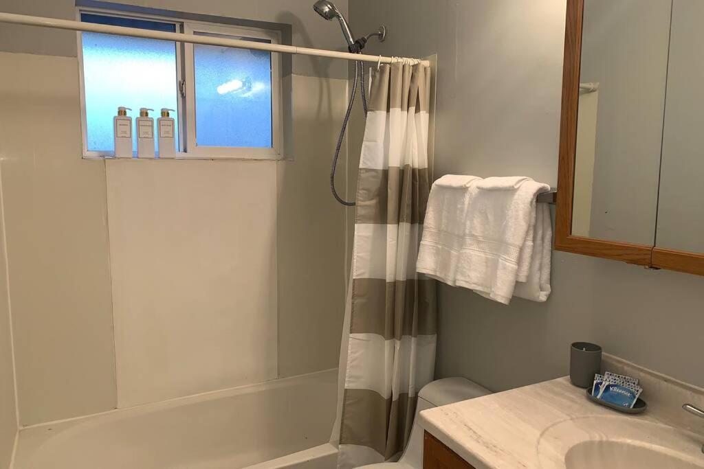 3 King Beds + Bunk Beds On Broadway Villa Littleton Luaran gambar