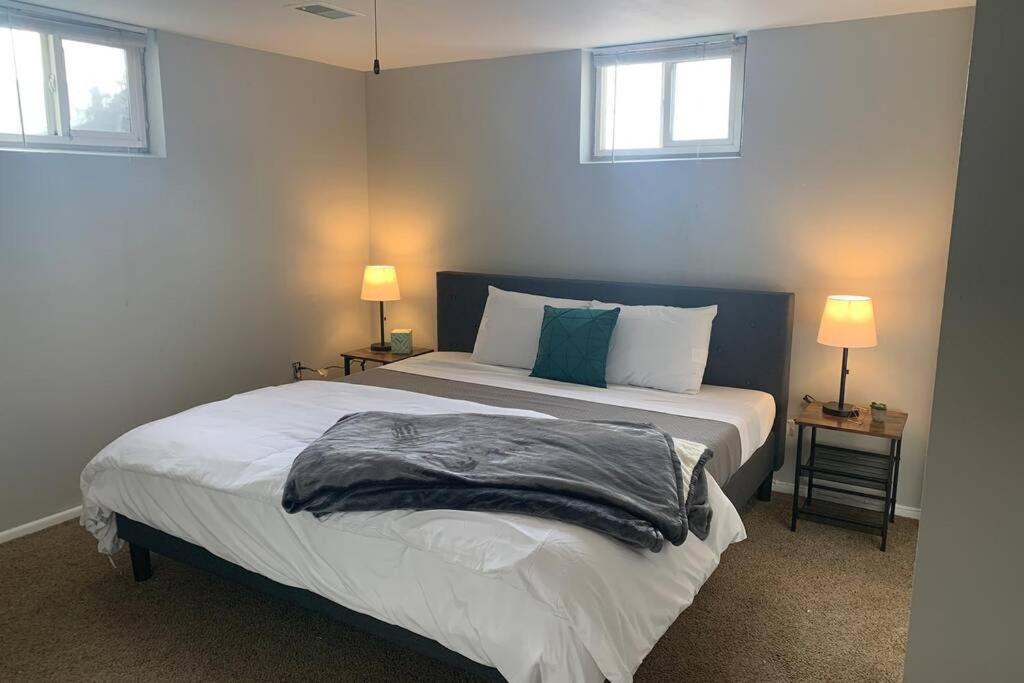 3 King Beds + Bunk Beds On Broadway Villa Littleton Luaran gambar